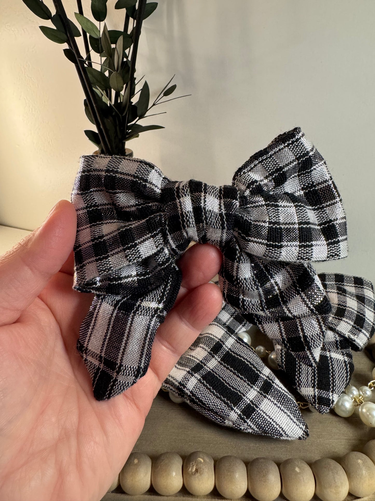 Checkered Bow