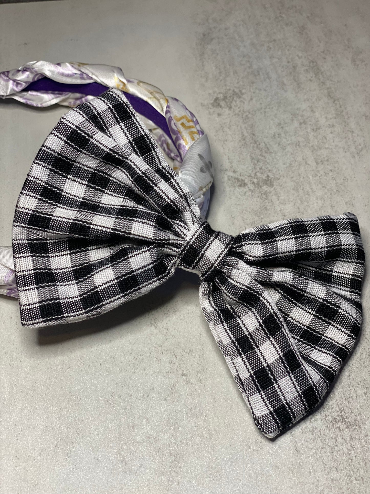 Hmong Sev Bows